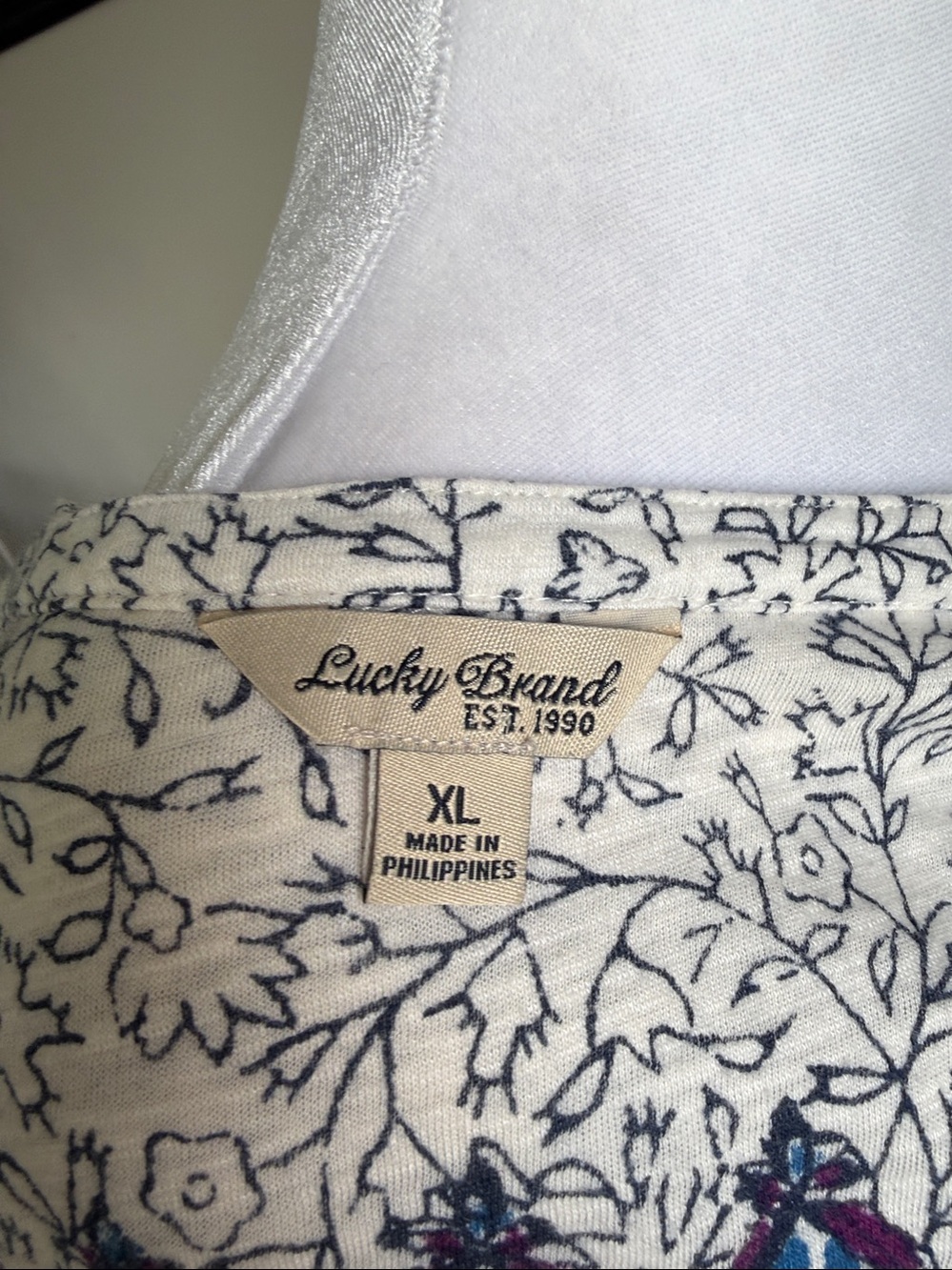 Lucky Brand women’s longsleeve knit blouse - Picture 6 of 6